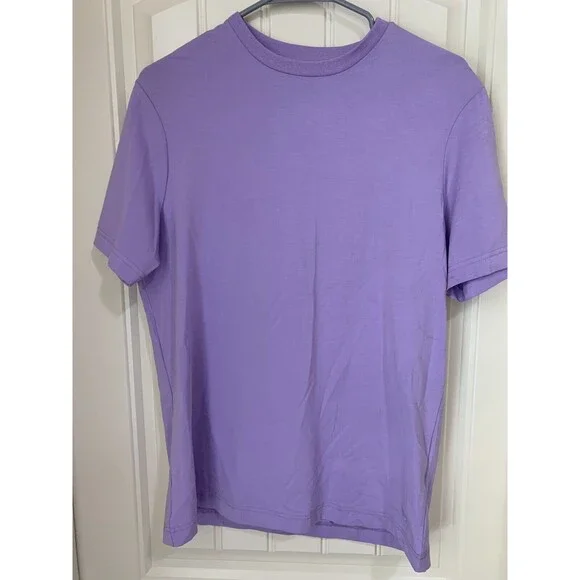 CREMIEUX MENS T-SHIRT SIZE SMALL NWT LIGHT PURPLE - Picture 1 of 2